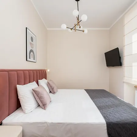 Aparthotel Wawel - Old Town 4*