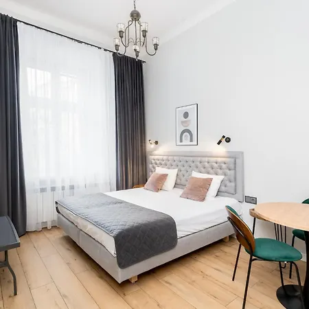 Apartmanhotel Wawel - Old Town 4*