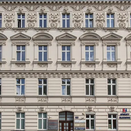 Wawel - Old Town 4* Krakau